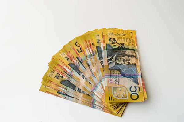 Buy banknotes online in Brisbane